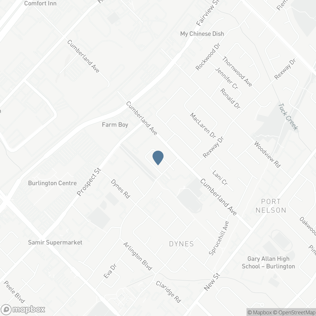 699 CASTLEGUARD Crescent, Burlington, Ontario L7N 2W7